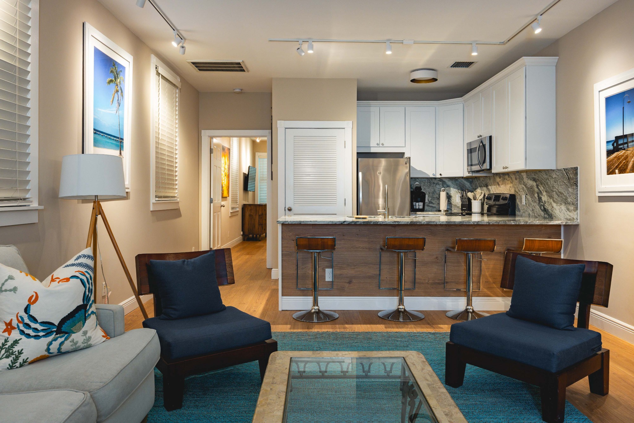 Living area and kitchen at Mesa House